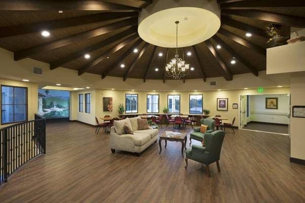 Active 55+ Oasis: Clubhouse, Saltwater Pool, Gardens Await 1