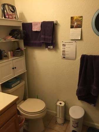 FURNISHED & AIR CONDITIONED BEDROOM IN UPSCALE HOME 3