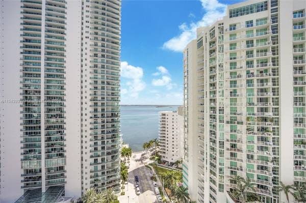 Brickell House Great Layout for this 2 Bedroom Condo 2