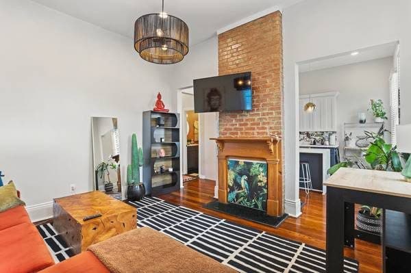 Beautiful 2bd/2bath house near St. Charles in vibrant New Orleans 2