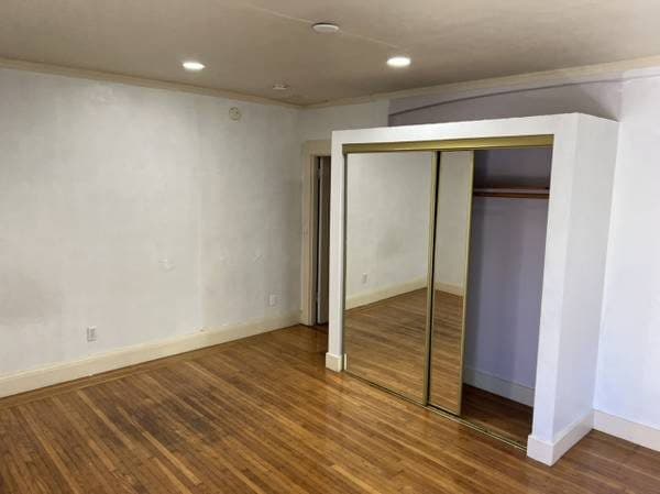 Private bedrooms available -- close to Telegraph! 3