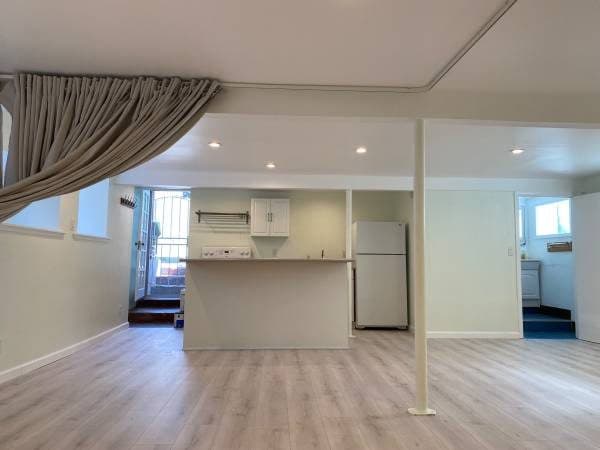 Looking for responsible roommate/ Big Brother type person 2