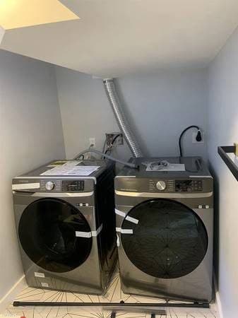 Room w/ Private Bath in 2BR/2BA near Davis Square — $2,150 — Avail 8/1 3