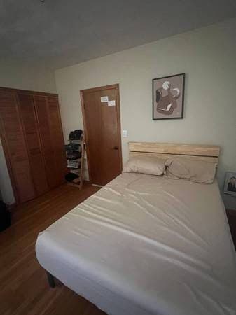 Room at Cambridge  - 3 Bed / 1 Bath 1