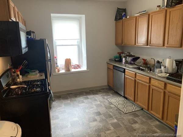 BRIGHTON/OAK SQ HUGE 4 BED 2 BATH FOR NOW OR SEPT 1ST NO FEE!! 1