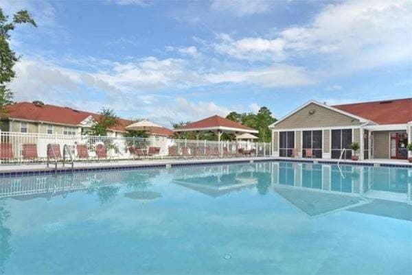 1 Bed / 1 Bath. We welcome your pets! Ask about our pet policy! 1