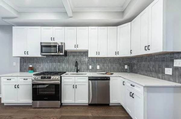 One bedroom Basement for rent with private bathroom for $900/mo 2