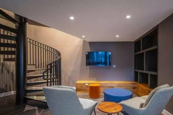 Dwell in Milpitas's best! 1 bed, 1 bath available now! 2