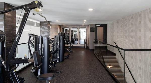 Gorgeous 1 BR, Keyless Entry, Rooftop Decks & Game Room Fun 1