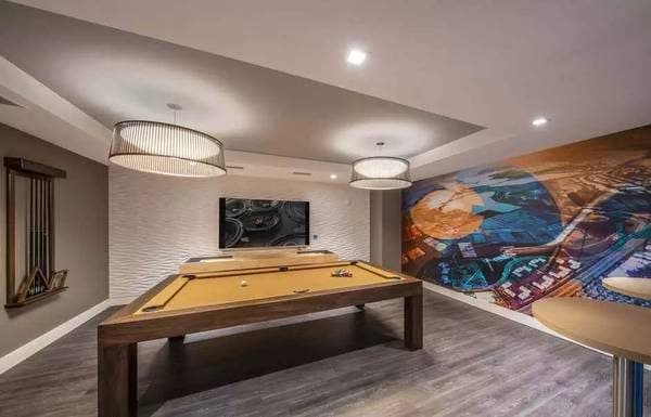 Your search ends here: Perfect 1 BR, 0 Sq Ft spaces! 3