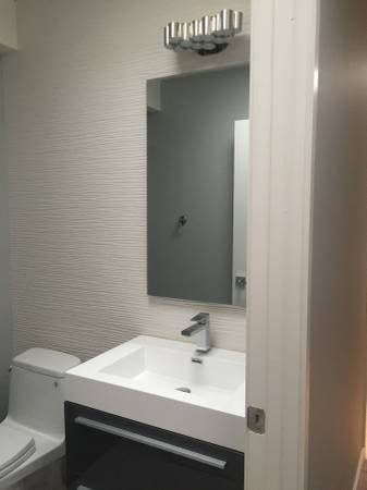 MODERN FINISH PRIVATE BEDROOM, PRIVATE ENTRY  LOCATED WEST PALO ALTO 2