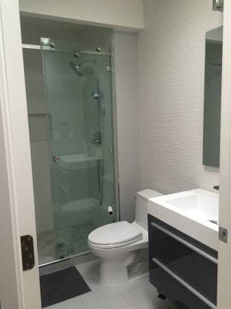 MODERN FINISH PRIVATE BEDROOM, PRIVATE ENTRY  LOCATED WEST PALO ALTO 1
