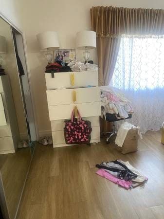 Spacious room for rent with private bathroom 3