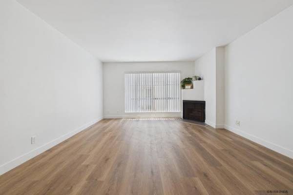 Virtual Tour | 2 Bedroom TH in West Los Angeles | SS Appliances 3
