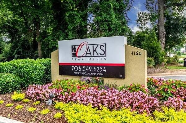 Just right for you! A gorgeous Apartment  townhome awaits! 3
