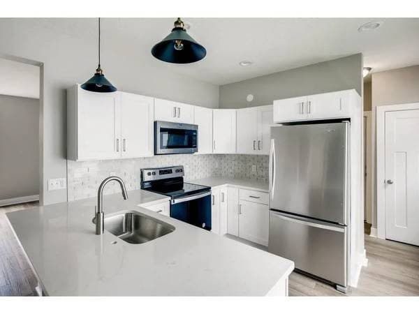 Vibrant 2 Bed/1 Bath Unit in NE Minneapolis - $1700/mo 1