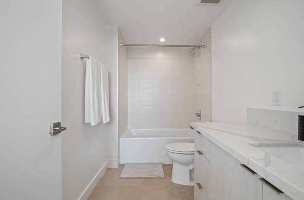 Window Coverings, Elevator, Microwave 2