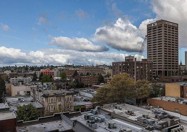 Just Released! Bright 1 BR with Lake Union & City Views 3