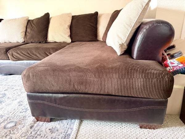 Free Ashley original sectional sofa with chaise 2