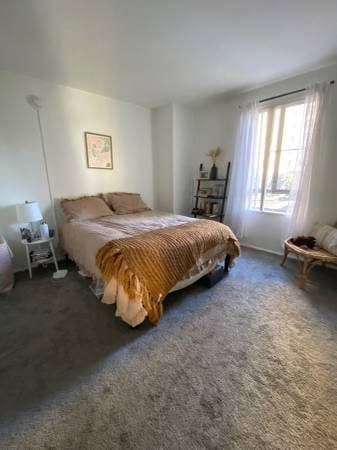 Private room & private bathroom for Rent in Gated Community 3