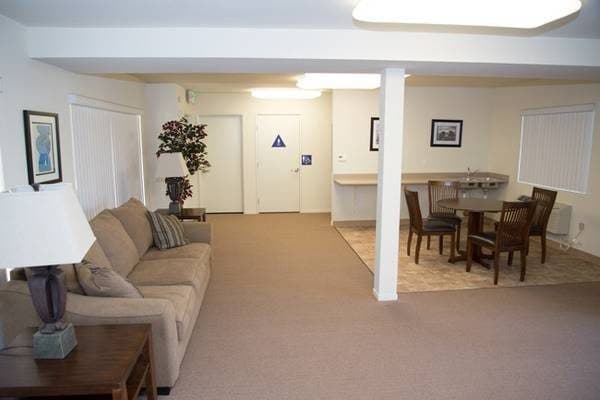 2/BD, Located in San Jose, Dishwasher 2