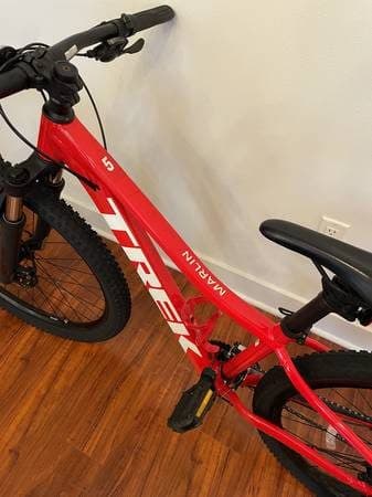 Trek Marlin 5 Mountain Bike XS 2