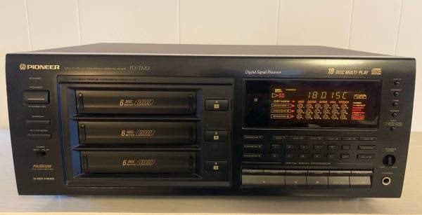 Pioneer CD Changer 1