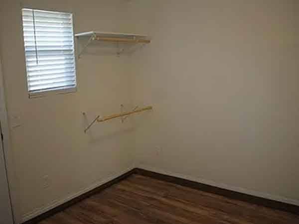 renovated 2-bedroom, 1-bath home in desirable Lomita 2
