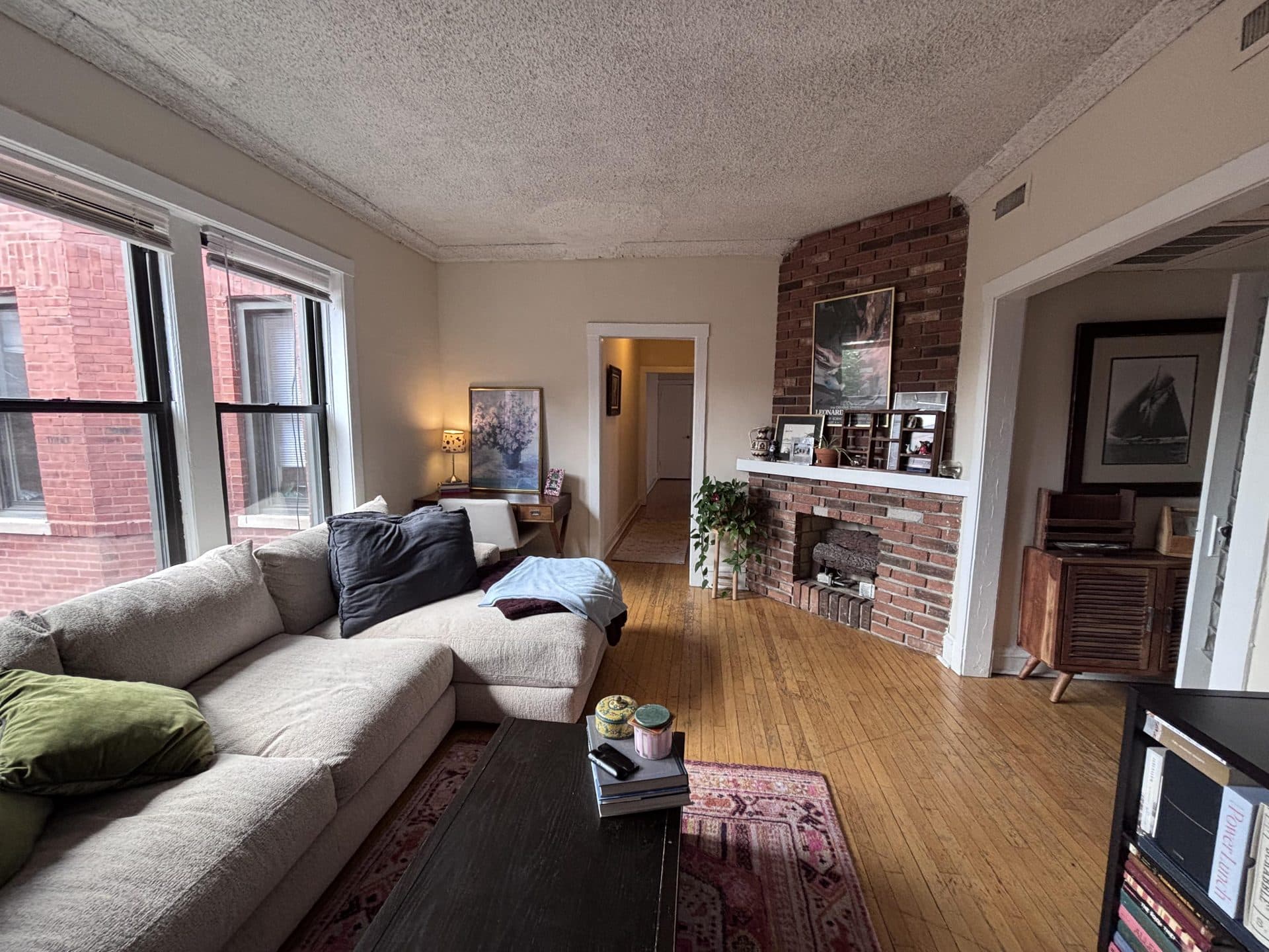 $2,394/mo - Wrigleyville/Lake View 1 bed 1 bath Apartment 1