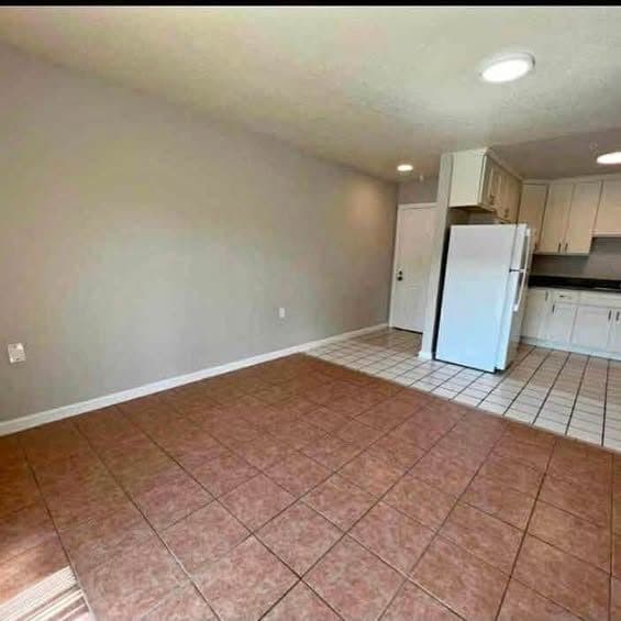 Private room for rent 1