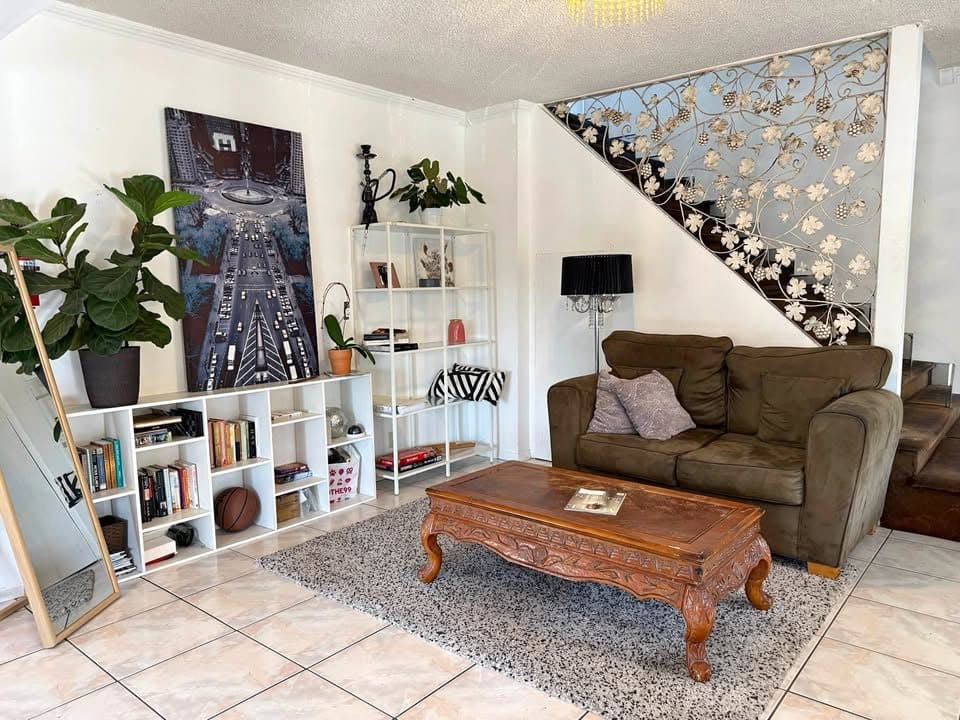 2 Beds 2 Baths - House 1
