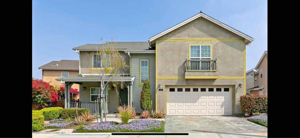 4 Beds 2.5 Baths - House 1