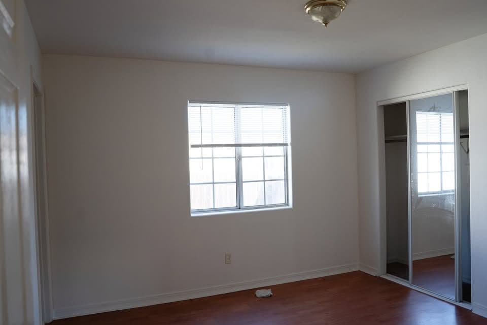 4 Beds 2 Baths - House 3