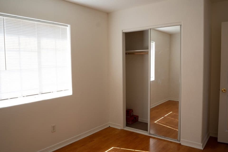 4 Beds 2 Baths - House 2