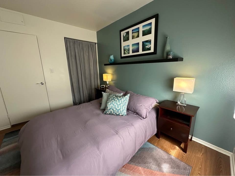 3 Beds 2.5 Baths - Townhouse 2