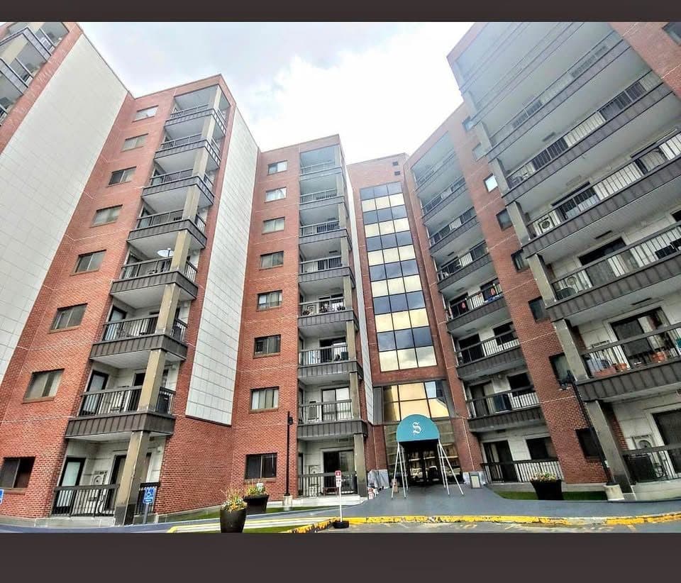 Worth the money for the location and amenities 1