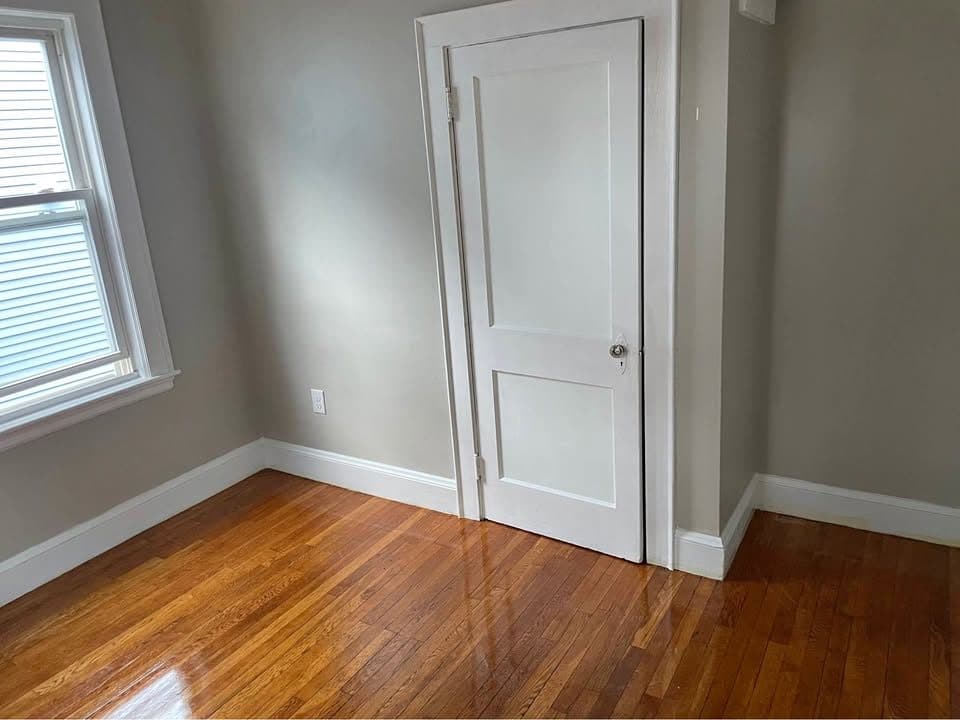 Private room for rent 1