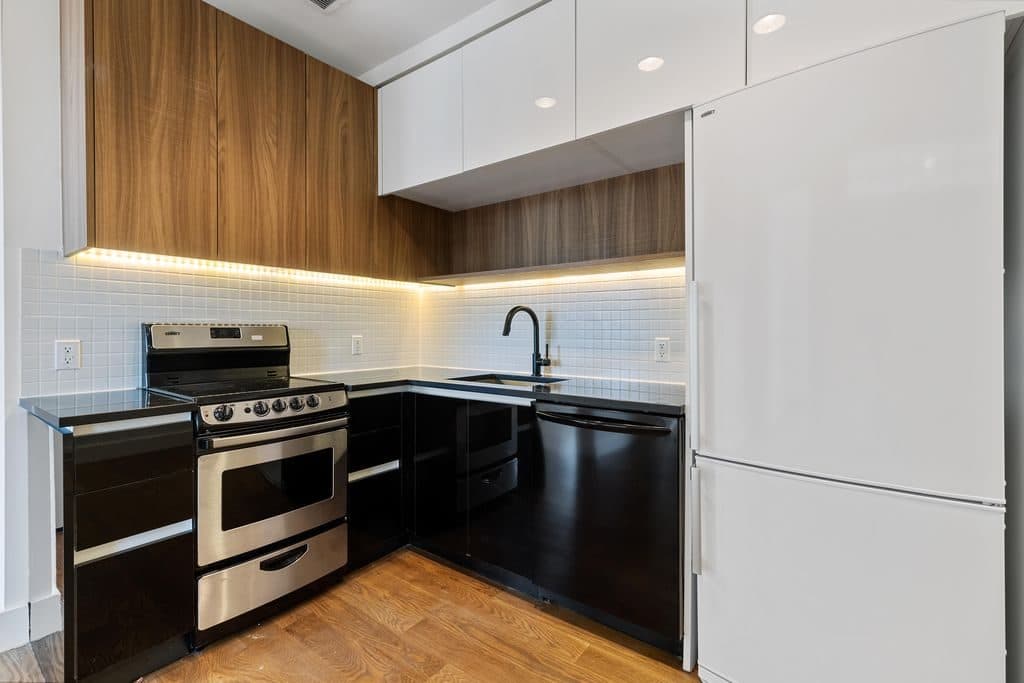 2 BR for rent — 75 Ralph Ave, Brooklyn 1