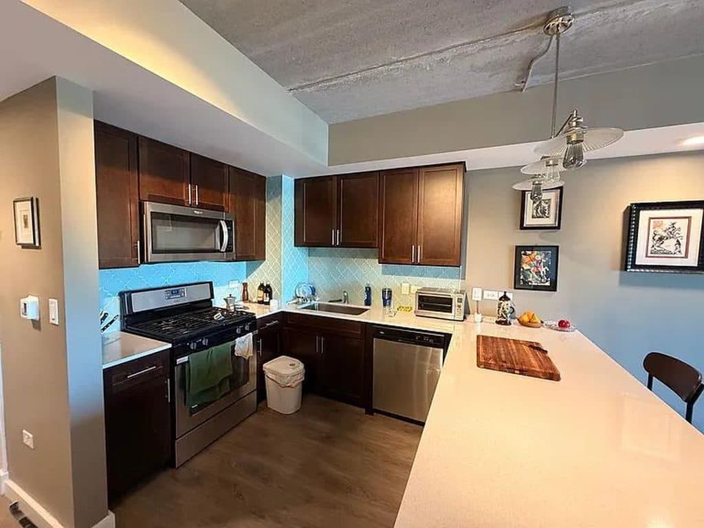 2 BR for rent — 1334 W Morse Ave, Chicago 3