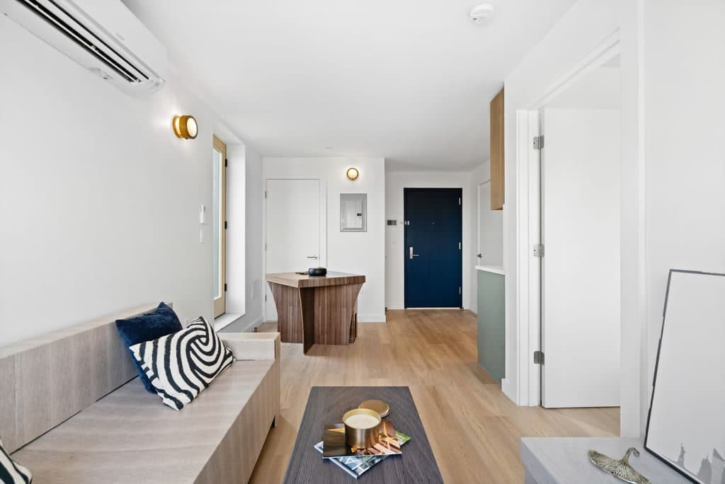 1 BR for rent — 11 Weirfield St #7R, Brooklyn 2