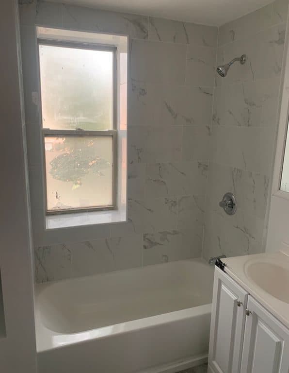 4 BR for rent — 7701 S Union Ave #3W, Chicago 3