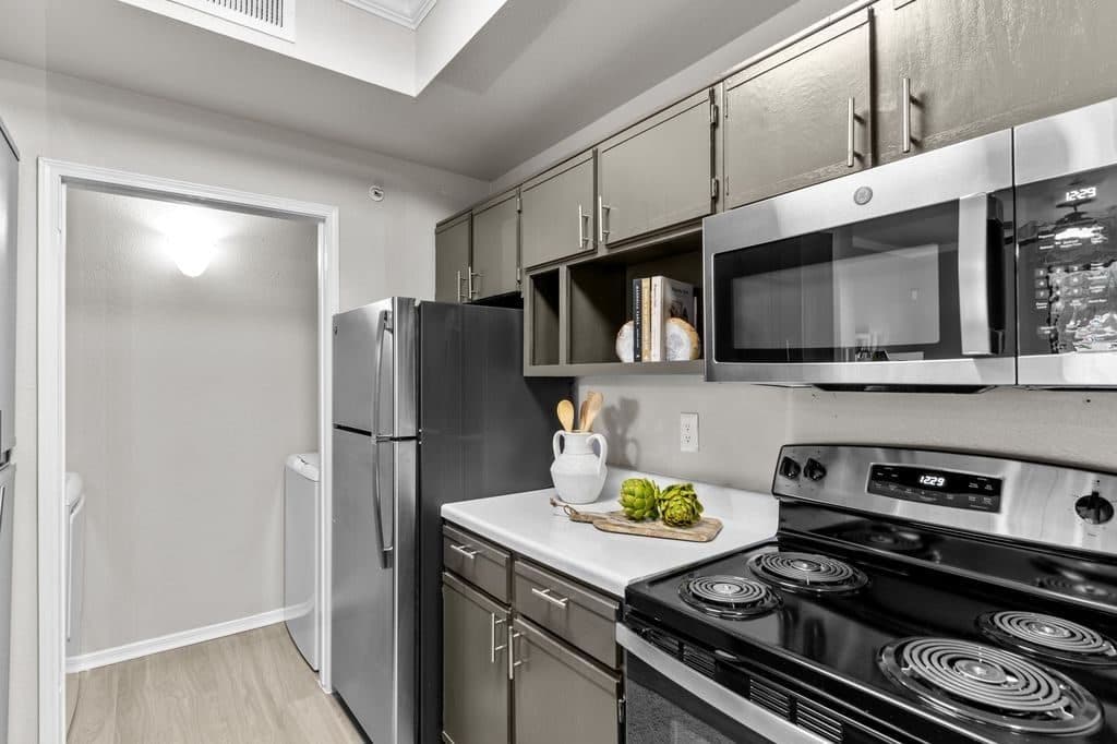 1 BR for rent — 12113 Metric Blvd, Austin 1