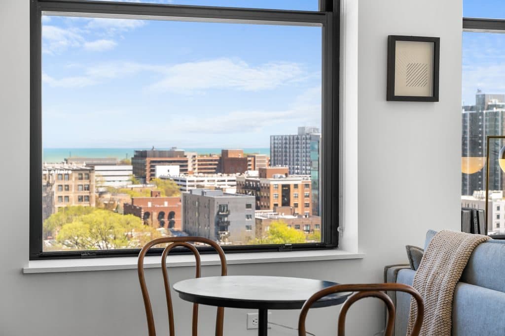 Studio for rent — 4753 N Broadway St, Chicago 3