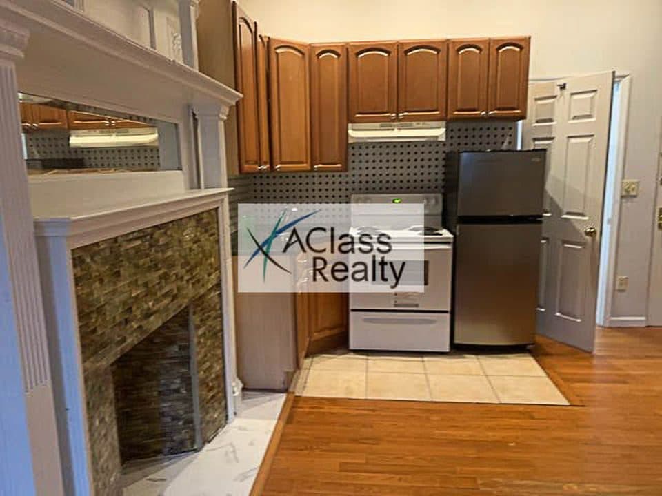 2 BR for rent — 250 W 137th St #1B, New York 1