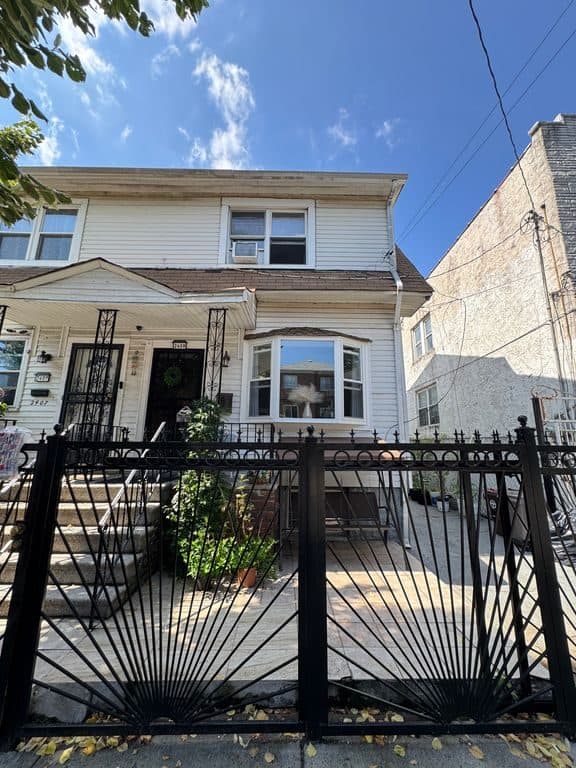 2 BR for rent — 2409 Buck St #0, Bronx 1