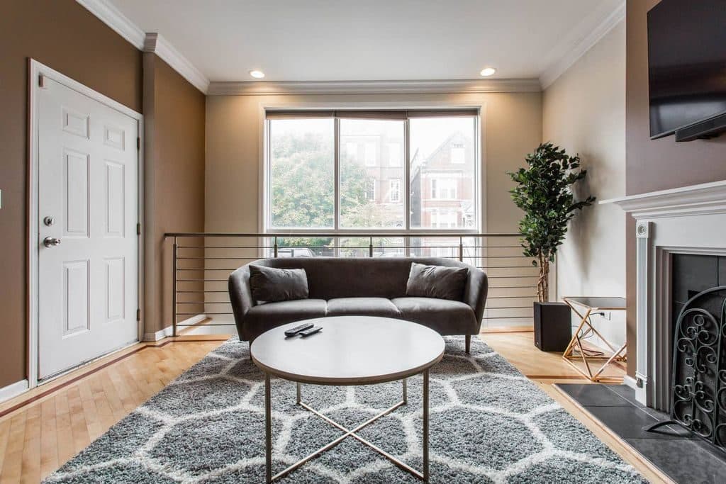 4 BR for rent — 1235 N Cleaver St #1, Chicago 1