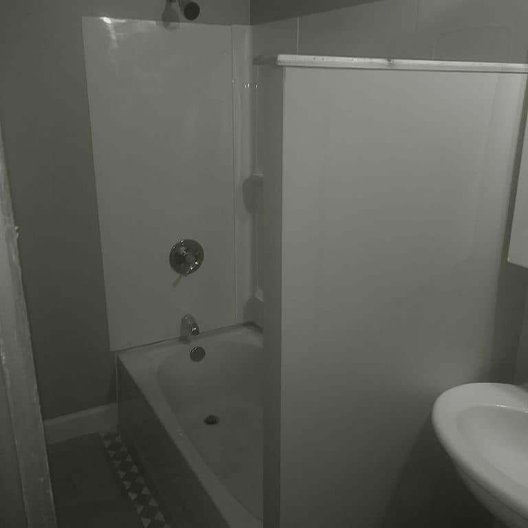 Studio for rent — 6653 S Yale Ave, Chicago 2