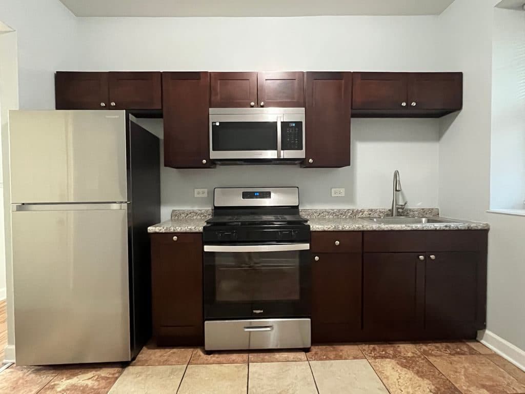 2 BR for rent — 4359 W West End Ave, Chicago 1