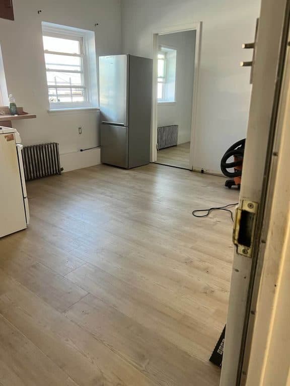 Studio for rent — 83-33 Beverly Rd #2, Kew Gardens 1