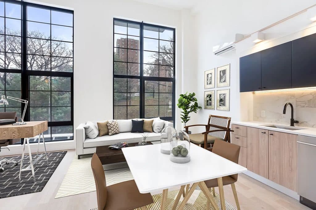 Studio for rent — 25 Bruckner Blvd, Bronx 1